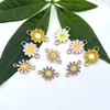 Al por mayor Versión Coreana Creativo Colgante Individual Gota de Aceite Pequeña Margarita Flor de Crisantemo Collar Pulsera Colgante Aleación DIY Joyería