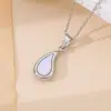 Colar Pingente Concha Design Geométrico de Nicho de Luxo Leve Retrô Francês Coração Redondo Corrente de Clavícula em Aço Titânio Banhado a Ouro