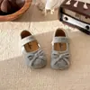 Zapatos de Lana Franceses para Niñas 2026 Otoño e Invierno Nuevo Estilo Zapatos Grises de Piel para Niños Planos Mary Janes con Lazo