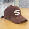 Gorra de béisbol marrón con parche de letra S para mujer, estilo vintage, para trabajo, protección solar, informal, para parejas, gorra con visera para hombre