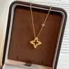 Colar Pingente Exquisito com Zircônia Cravejada de Diamantes Estilo Antigo Intermediário Feminino Nicho Alto Padrão Luxo Leve Elegante Versátil Novos Acessórios de Moda