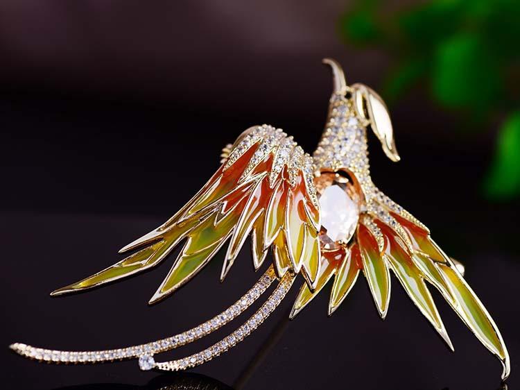 凤凰胸针