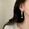 Pendientes de Borla Larga con Perlas Brillantes Estilo Cola de Pez de Lujo Ligero Francés de Gama Alta Elegantes y Versátiles para el Trabajo