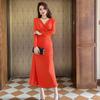 2026 Nova Moda Outono Feminina Estilo Francês Elegante Decote V Cintura Marcada Emagrecedor Costas Abertas Vestido Longo com Saia Longa Interna 9710