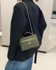 2025 Nueva Bolsa de Almuerzo Suede Mate Bolsa de Almuerzo Bolsa de Cosméticos Bolso con Cadena para Hombro Cruzado