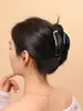 Pinza para el cabello de PC estilo coreano, simple y de alta gama, para mujeres. Accesorio básico versátil de lazo de mariposa para recogidos en la parte posterior de la cabeza.