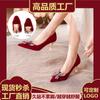 Fivela de Borboleta com Strass, Salto Taça de Vinho, Sapatos de Salto Alto Vermelho Intenso, Sapatos de Banquete, Sapatos de Casamento Xiuhe para Mulheres
