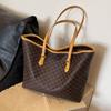 Bolsa de grande capacidade para mulheres outono all-matching 2023 nova bolsa de ombro casual este ano popular classe commuter tote bag