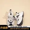 Zapatos de plataforma tipo "dad shoes" de suela gruesa para mujer, zapatos para aumentar la altura para personas bajitas, nuevo modelo popular 2026, zapatos deportivos y casuales versátiles para primavera y otoño
