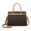 Nova Bolsa de Mão Clássica Monograma Grande Capacidade Bolsa para Mãe de Meia-Idade Bolsa Transversal de Ombro Único de Alta Qualidade Personalizável