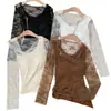 Principios de otoño, patchwork de encaje puro y seductor, camiseta de manga larga de dos piezas simuladas con copas incorporadas en el pecho, un top exterior elegante y que realza la figura para mujer