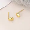 Novos Mini Brincos Franceses de Gota 2024 Sentido de Alto Padrão Brincos Pequenos e Delicados Estilo Frio Brincos Versáteis para Mulheres