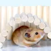 Accesorios de paisajismo para hámster: escalera alta para trepar, valla, columpio, rampa suave, arco para trepar, madera natural, juguete de aislamiento para hámster dorado, juguete plano para mascotas