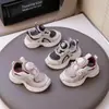 Zapatos Casuales para Niños 2026 Primavera Nuevo Estilo Zapatos Deportivos para Niños Transpirables Suela Suave Malla Moda para Niñas Zapatos de Papá