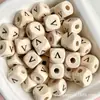 Blocos de Letras de Madeira com Contas 26 Alfabeto Inglês Contas de Madeira DIY Acessórios para Miçangas Educação Infantil Crianças Contas de Madeira Atacado