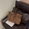Bolsa de Trabalho Fashion para o Dia a Dia 2026 Nova Grande Capacidade Chique de Ombro Único Sob o Braço Bolsa Tote com Temperamento Fashion Tendência