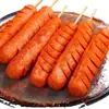 Salchichas fritas con almidón, salchichas a la parrilla callejera, salchichas de jamón, salchichas fritas, salchichas de fideos, salchichas crujientes populares