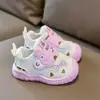 Sapatos de Verão para Bebês e Crianças Pequenas, Sapatos Anti-Chute para Meninos e Meninas, Sapatos de Malha Respirável para Bebês, Sapatos para Crianças Pequenas, Sapatos Fofos de Desenho Animado