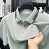 Camisa tipo polo de manga corta de seda helada para hombre, nuevo estilo de verano, cuello camisero, camiseta casual de negocios, holgada y transpirable, adecuada para mediana edad y personas mayores