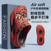 2026 Novos Sapatos com Furos Chinelos Masculinos Estilo Masculino Sandálias Mais Vendidas Praia Exterior Antiderrapantes Casal Chinelos de Bico Fechado