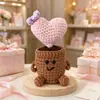 Adorno de Planta en Maceta Rosa Tejido a Mano Lindo con Manos y Pies Flor de Hilo Maceta Muñeca Decoración Creativa de Escritorio