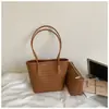 Bolso grande con patrón tejido transfronterizo para mujer, nuevo bolso tote casual retro de gran capacidad, bolso de hombro versátil para el día a día