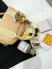 Bolsos de Diseño de Nicho para Mujer Primavera/Verano 2026 Nuevo Bolso Cruzado Versátil Bolso de Mano Moda Simple Mini Bolso Cuadrado