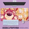 Alfombrilla de ratón con diseño de oso fresa de aspecto elegante, linda, extragrande, alfombrilla de escritorio de alta gama, alfombrilla antideslizante para teclado de juegos de computadora