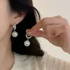 Pendientes de Perlas de Colores Akoya 2026 Estilo Nuevo Pendientes Simples Versátiles para Mujer Clips para Orejas Ganchos para Orejas Colgantes de Perla de Concha