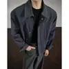 Chaqueta para Hombre Color Café-Marrón Vintage Estilo Old Money, Marca de Tendencia Otoñal, Chaqueta de Piloto Americana de Alta Gama con Parches a Cuadros
