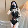 Lingerie Sedutora Noturna com Tiras, Body Peça Única com Abertura na Virilha em Couro PU Patentado - Luvas Separadas em Couro Patentado