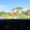 Linda Decoración de Bandera Nacional para Coche, Adorno de Bandera Roja con Cabeza Móvil, Artículos de Decoración para Coche, Accesorios Interiores para Espejo Retrovisor del Lado del Pasajero