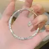 Regalo popular del Festival Qixi: Pulsera de flor en flor, lujo ligero, a la moda, moderna, versátil, ajustable, un regalo de joyería para un amante