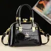 Bolso Pequeño con Marco de Acero, Nuevo Bolso tipo Concha con Patrón de Cocodrilo, Bolso Versátil de Hombro Cruzado, Bolso de Viaje de Charol para Mujer, Bolso de Mano Regalo