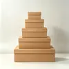 Caja de embalaje con tapa y base en stock, caja de cartón kraft roja y negra, caja de regalo simple, caja de regalo para negocios, caja vacía