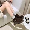 Botas Chelsea Plataforma Femininas 2026 Nova Tendência Outono Retrô Versátil Plataforma Emagrecedora Botas Curtas