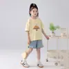 2026 Novo Estilo de Verão Camiseta de Algodão Puro da Moda de Manga Curta para Meninas, Crianças Pequenas, Médias e Grandes, Camiseta Básica Soltinha com Estampa Fofa