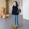 Nuevo conjunto de dos piezas para maternidad estilo coreano Otoño/Invierno 2026: chaleco suéter + top con cordones