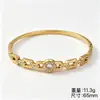 Pulsera de Acero de Titanio Chapada en Oro con Cruz para Mujer Multicolor de Alta Gama Cadena de Eslabones Doble Fila Completamente Diamantada Pulsera de Joyería de Mano al por Mayor de Fábrica