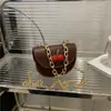 Bolsa Feminina Tendência Inverno 2026 Novo Design de Nicho Fashion Versátil Texturizada Ombro Transversal