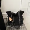 Nova Bolsa Pequena de Cordão Estilo Balde Outono 2025 Moda Coreana Feminina Casual para o Dia a Dia Transversal Ombro
