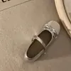 Zapatos Mary Jane franceses de verano para combinar con faldas, zapatos planos retro estilo Chanel de boca baja para aumentar la altura para mujer, nuevo modelo 2026