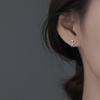 Aretes de Cruz de Circonita Diseño Nicho Sentido Moderno Cool Estilo Punk Geométrico Aretes de Clavo para Hombres y Mujeres