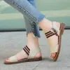 Sandalias de Verano 2026 Estilo Nuevo de Moda Estilo Juvenil Piel de Vaca Suela Suave Antideslizantes Fondo Plano de Una Correa Zapatos para Estudiantes Mujeres Embarazadas