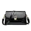 Bolso bandolera de cadena tejida de alta gama para mujer 2026 versátil moderno de un solo hombro nuevo ligero de lujo pequeño estilo francés Chanel