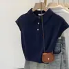 Estilo Old Money Branco e Azul Tricô Manga Curta Moda Feminina Gola Polo Botões Top Camiseta Curta de Base para o Verão