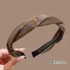 Diadema de Esponja Color Café Otoño Invierno para Mujer Estilo Coreano Uso Diario Versátil Diadema Alta para la Frente para Lavarse la Cara Atadura de Pelo Pinza para el Cabello