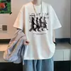 Conjunto Masculino Tendência Verão 2026 Nova High Street Camiseta com Estampa de Letras e Figuras + Calça Wide Leg com Zíper Patchwork