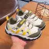 Zapatos deportivos para niños de primavera y otoño, antideslizantes, casuales, versátiles, modernos, zapatos funcionales para niños pequeños