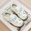 Zapatos para Niñas 2026 Nuevos Zapatos Deportivos Versátiles de Verano para Niños Suela Suave Zapatillas de Entrenamiento Alemanas Zapatos para Correr Forrest Gump